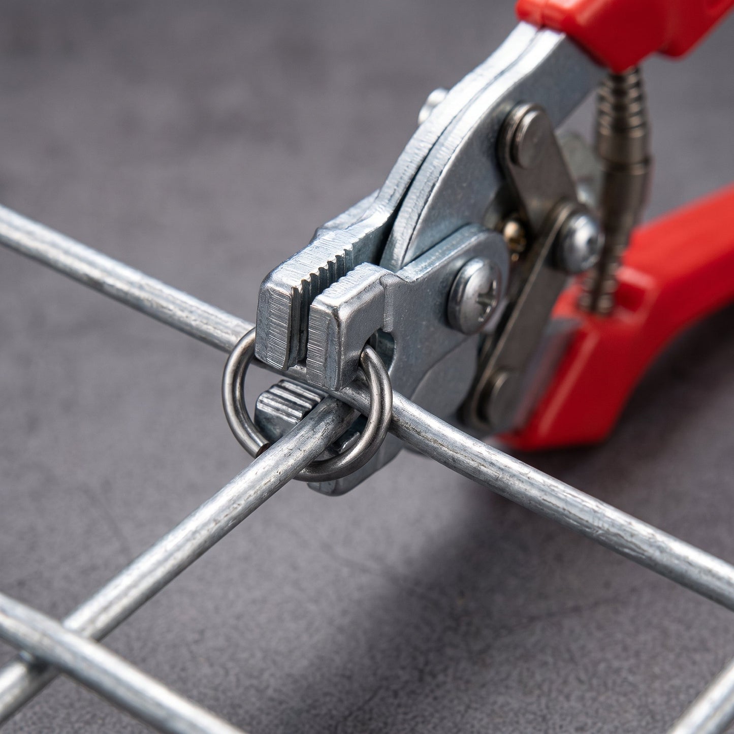 Hog Ring Pliers Type M – Pliers and Rings for Wire Cages