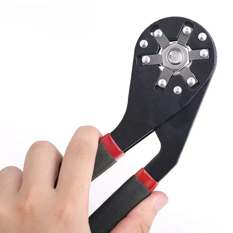 Universal Wrench with Self-Adjusting Head