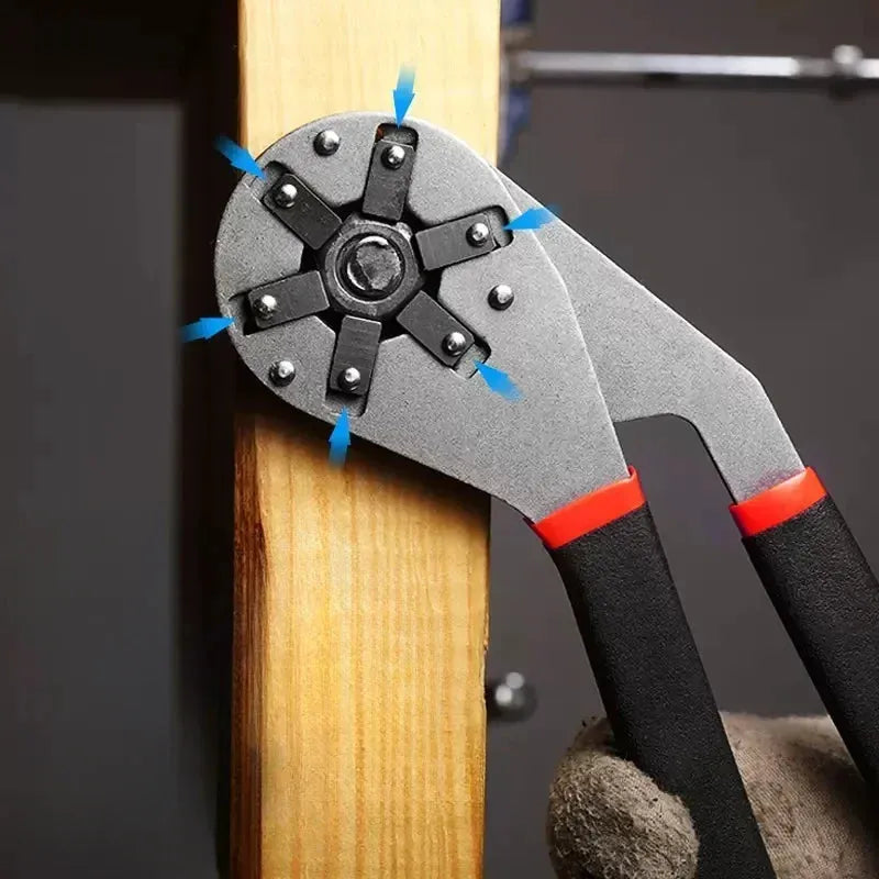 Universal Wrench with Self-Adjusting Head